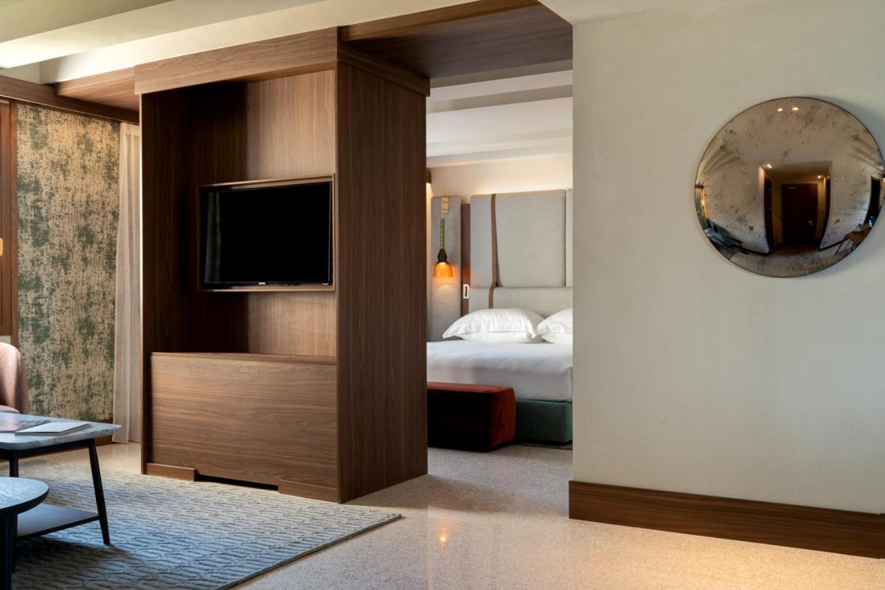 Ca'Di Dio-Small Luxury Hotel Венеция Экстерьер фото A suite at the hotel